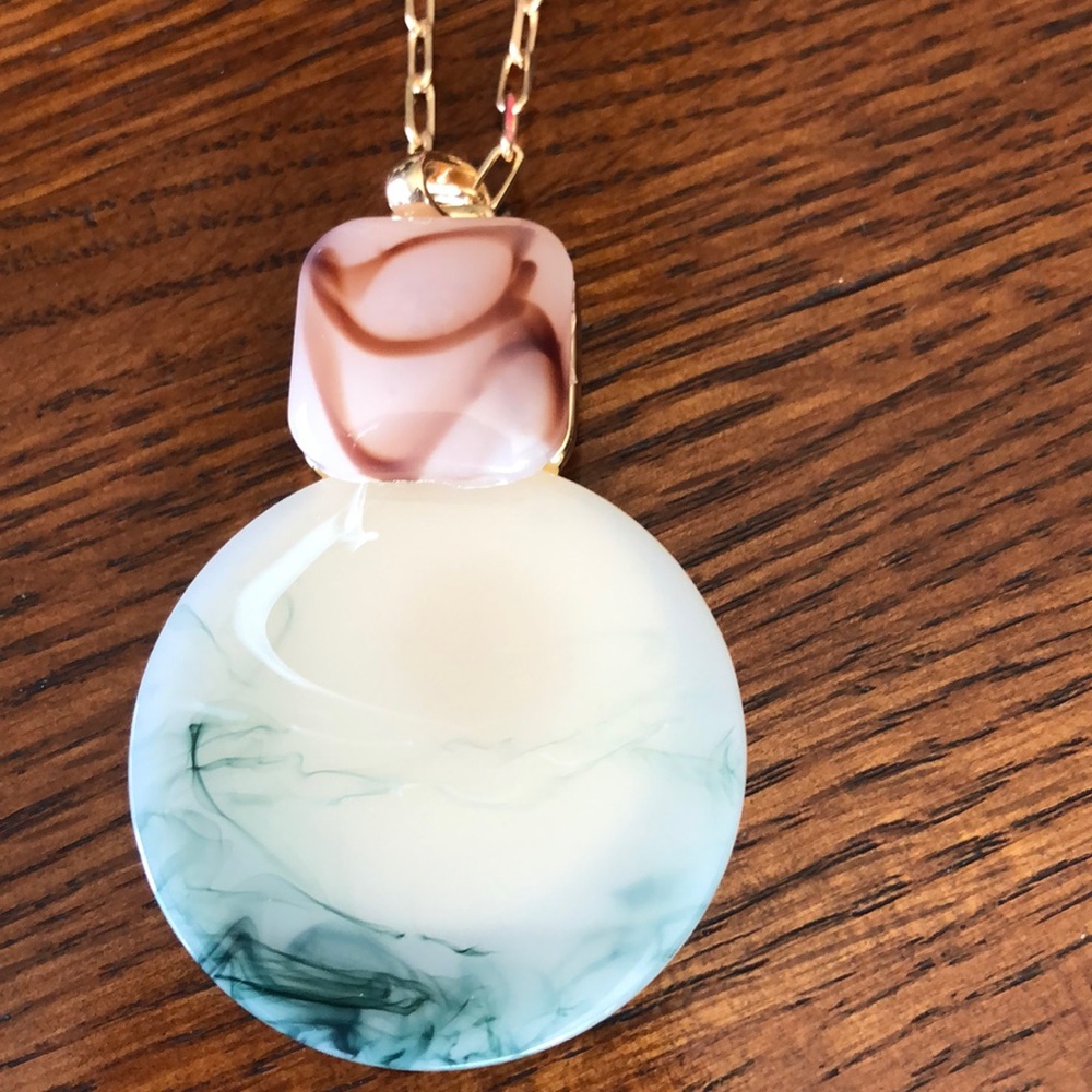 🌵 3/$15 30 inch tortoise jade marbled-pendant necklace (see description)